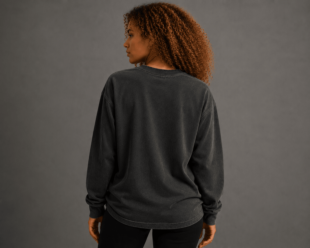 Less Noise. Long Sleeve - T-Shirt - WearNovry