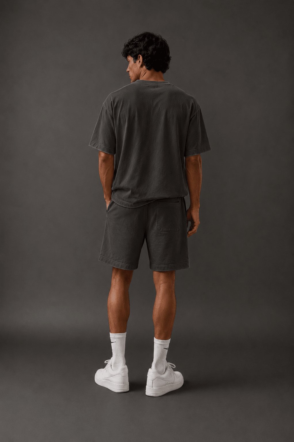 Essential Shorts - Trousers - WearNovry