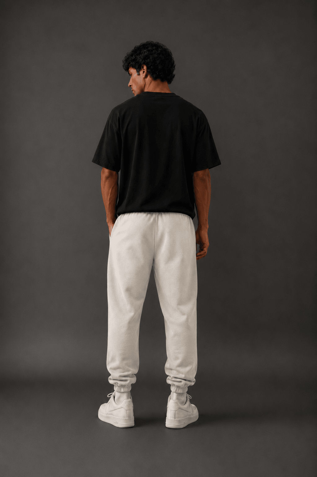 Essential Sweatpants - Trousers - WearNovry