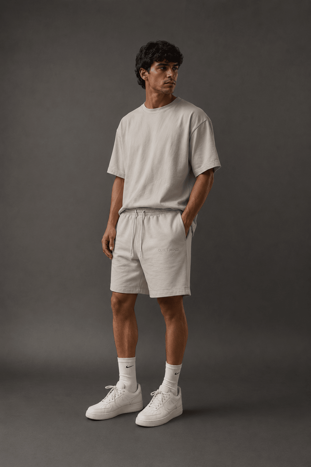 Essential Shorts - Trousers - WearNovry