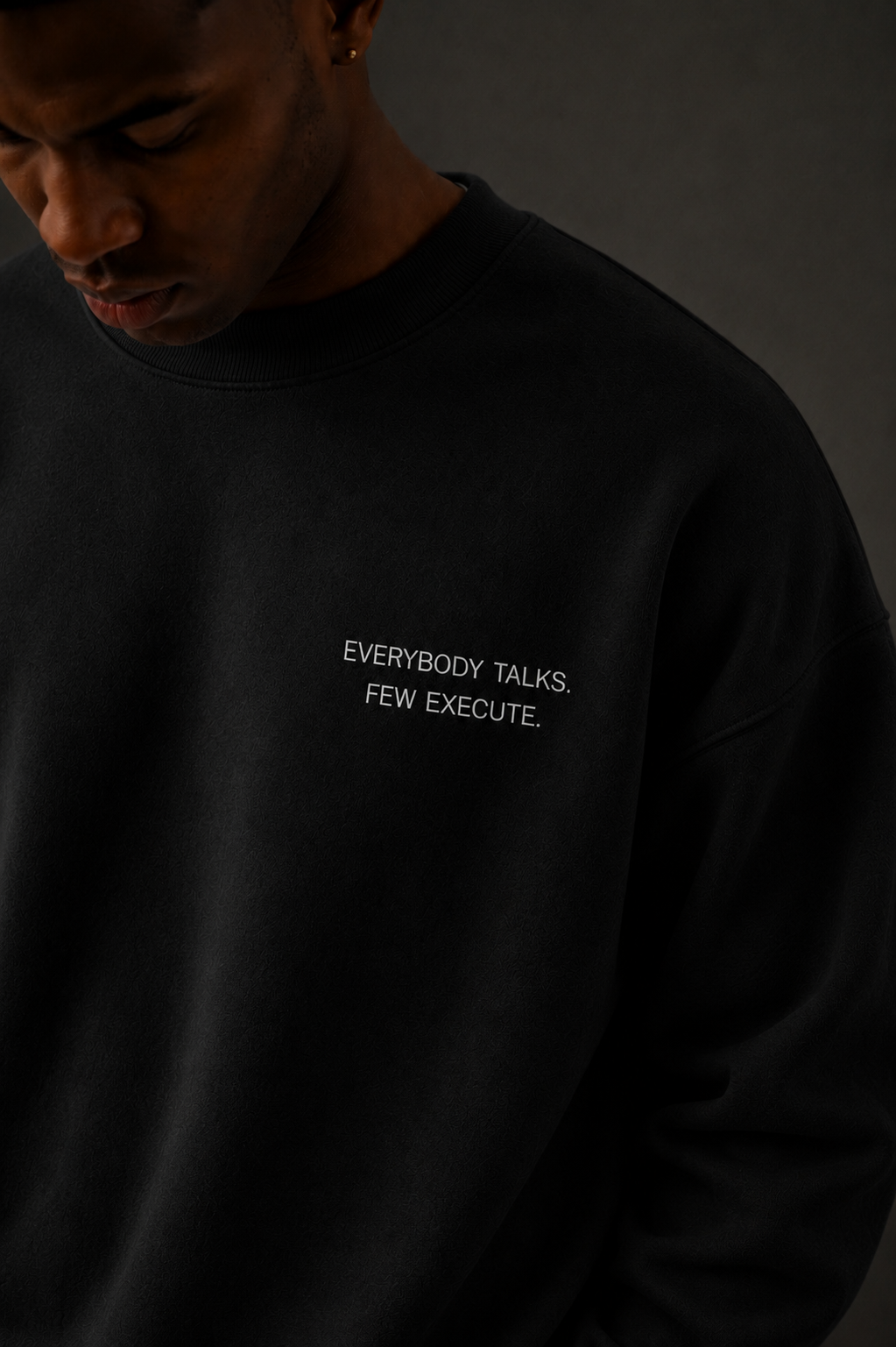 Everybody Talks. Few Execute. Heavyweight Sweatshirt - Sweatshirt - WearNovry